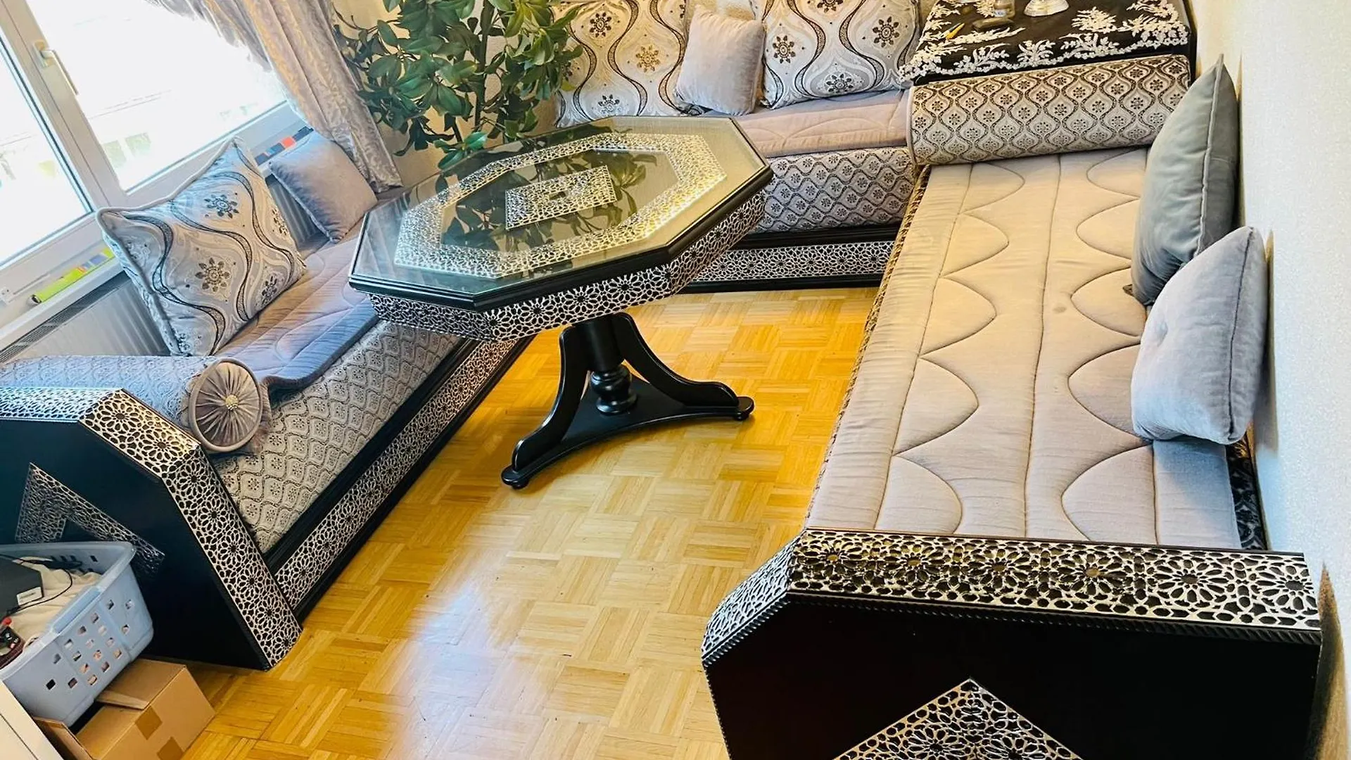 Homestay Sehr Gemuetliches Und Gepflegtes Zimmer 8 Km Von Bern-City Apartment Koniz Switzerland